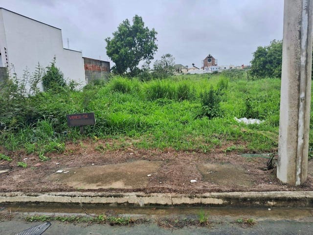 Terreno com 189m², à venda, no bairro village em Campos dos Goytacazes