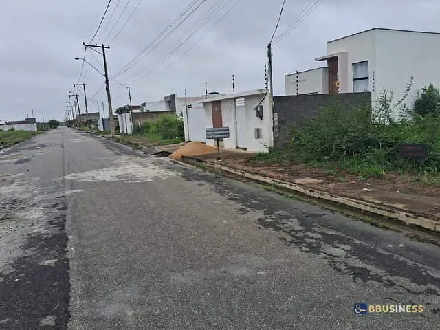 Terreno com 189m², à venda, no bairro village em Campos dos Goytacazes