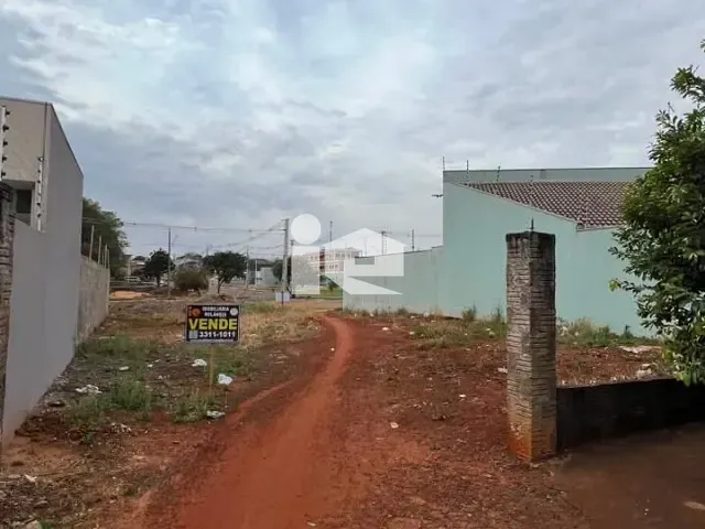 Terreno com 300m², à venda, no bairro Jardim Kasato Maru em Rolândia