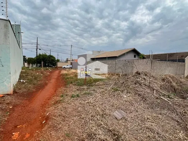 Terreno com 300m², à venda, no bairro Jardim Kasato Maru em Rolândia