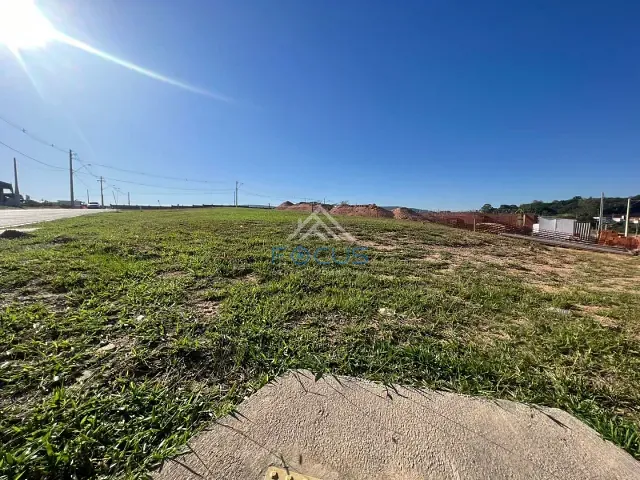 Terreno com 407m², à venda, no bairro Residencial Vila Verde em Itupeva