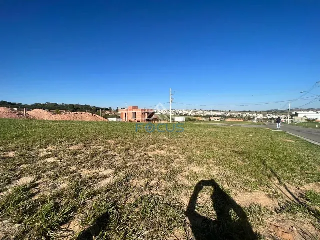 Terreno com 407m², à venda, no bairro Residencial Vila Verde em Itupeva