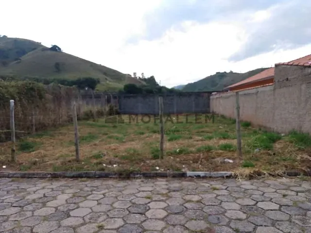 Terreno com 253m², à venda, no bairro Varginha em Itajubá