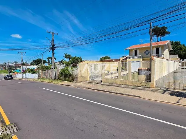 Terreno com 825m², à venda, no bairro Boqueirão em Curitiba