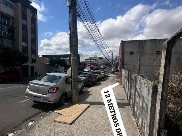 Terreno com 413m², à venda, no bairro Cabral em Contagem