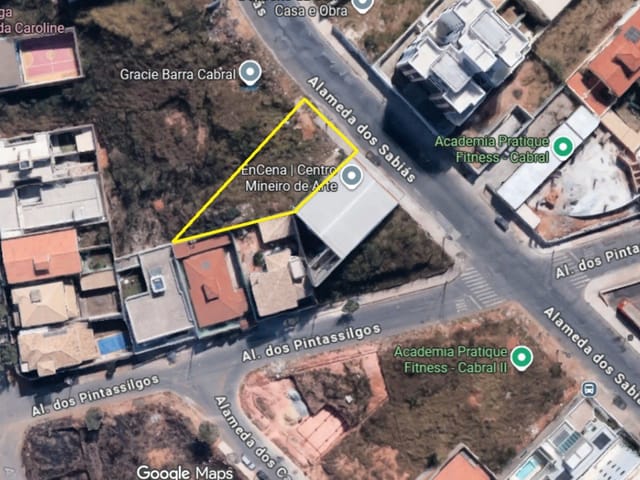 Terreno com 413m², à venda, no bairro Cabral em Contagem