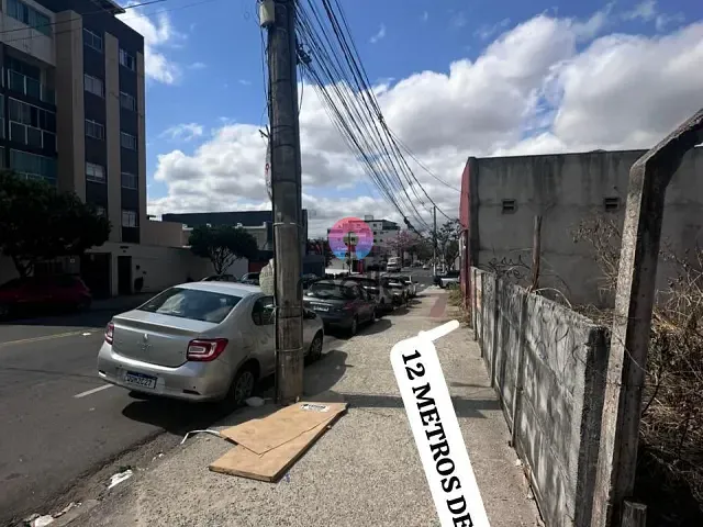 Terreno com 413m², à venda, no bairro Cabral em Contagem