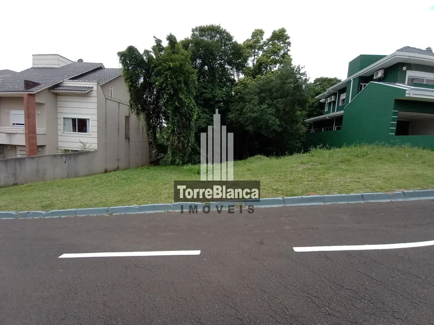 Terreno, 300 m² - Foto 1