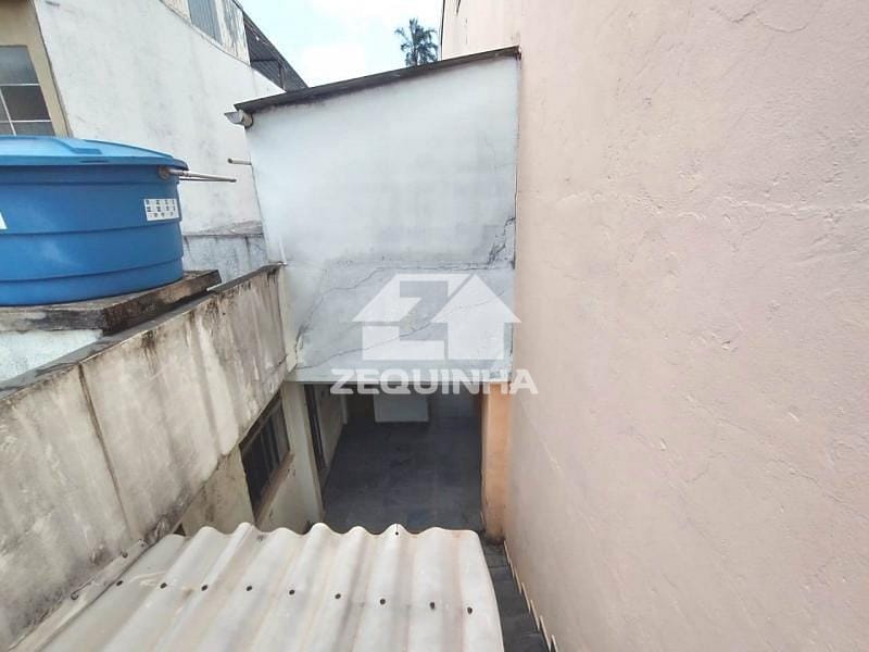 Casa à venda com 2 quartos, 136m² - Foto 6