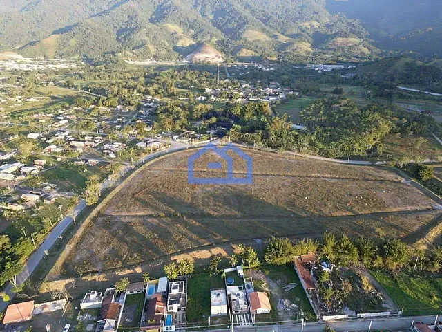 Terreno com 74186m², à venda, no bairro Pegorelli em Caraguatatuba