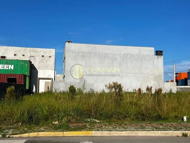 Terreno com 200m², à venda, no bairro Sertão do trombudo em Itapema