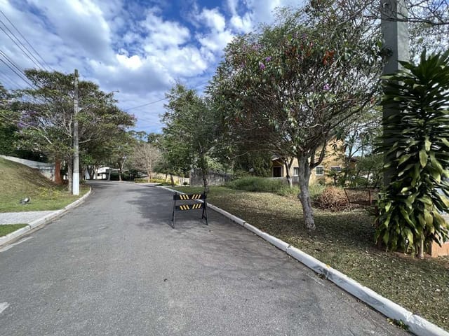 Terreno com 1m², à venda, no bairro Residencial Euroville em Carapicuíba