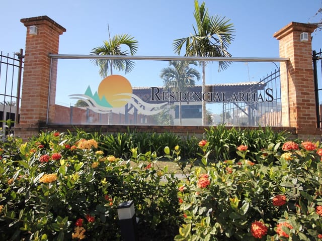 Terreno com 300m², à venda, no bairro Vila Tenente Vasconcelos em São João da Boa Vista