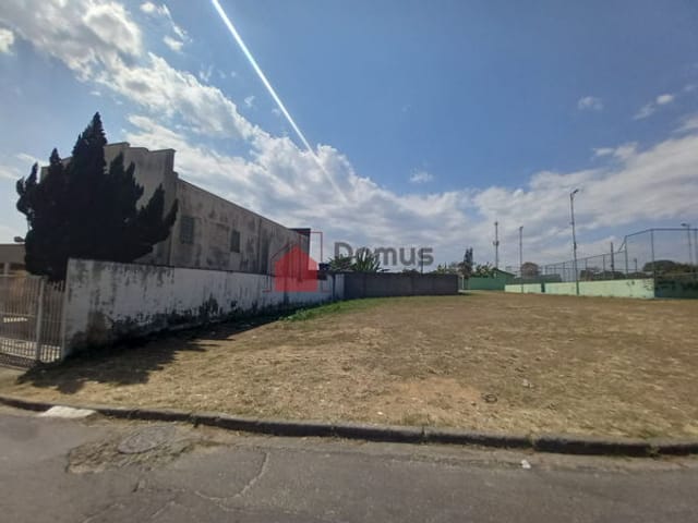 Terreno com 300m², à venda, no bairro Jardim Princesa em Pindamonhangaba