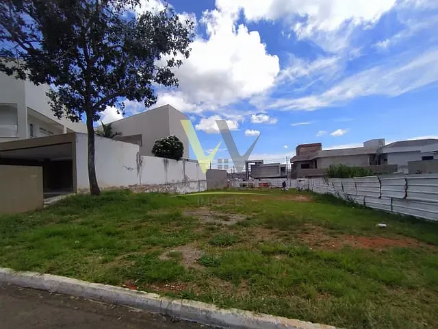 Terreno com 420m², à venda, no bairro Condomínio Residencial Belas Artes em Anápolis