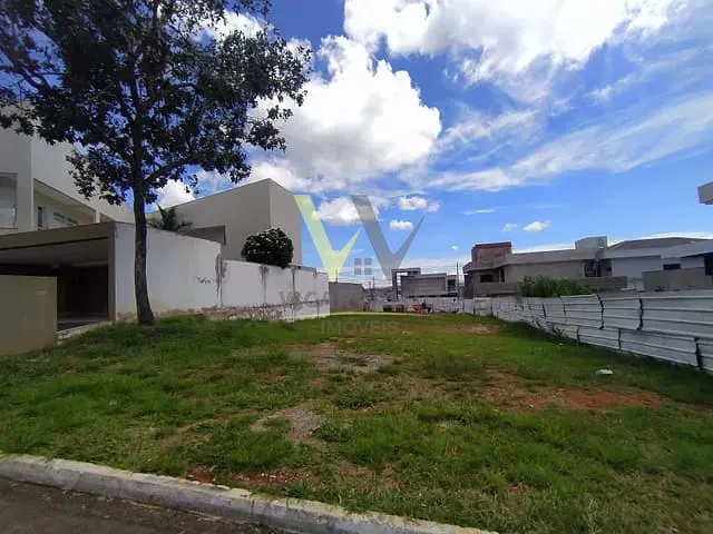 Terreno com 420m², à venda, no bairro Condomínio Residencial Belas Artes em Anápolis