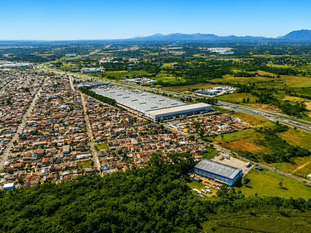 Terreno com 36463m², à venda, no bairro Quississana em São José dos Pinhais