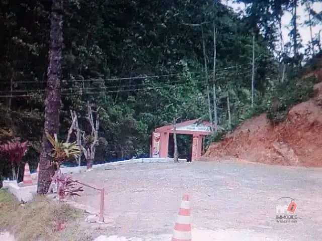 Terreno com 1060m², à venda, no bairro Bingen em Petrópolis
