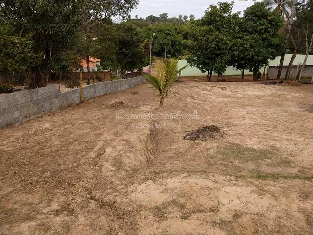 Chácara com 1000m², à venda, no bairro Recanto Emanuel em Artur Nogueira