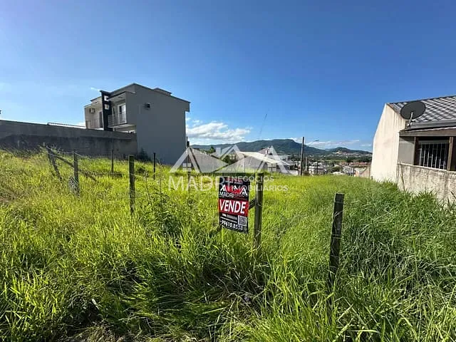 Terreno com 290m², à venda, no bairro Bela Vista em Palhoça