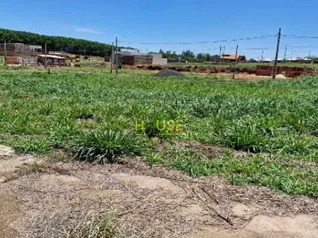 Terreno com 200m², à venda, no bairro Parque Residencial Ferrarez em Votuporanga