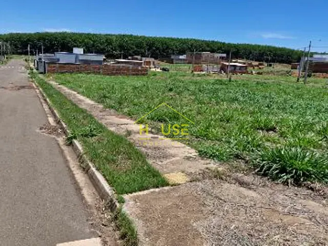 Terreno com 200m², à venda, no bairro Parque Residencial Ferrarez em Votuporanga