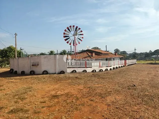 Terreno com 1350m², à venda, no bairro Parque Residencial Martinelli em Artur Nogueira