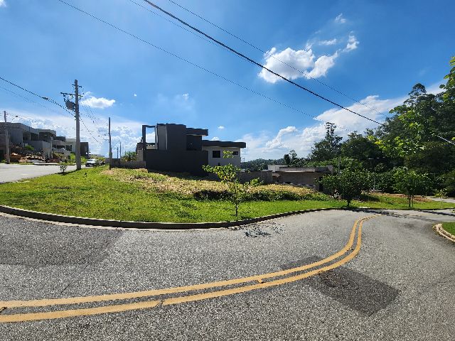 Terreno com 330m², à venda, no bairro Jardim 21 de Março em Louveira