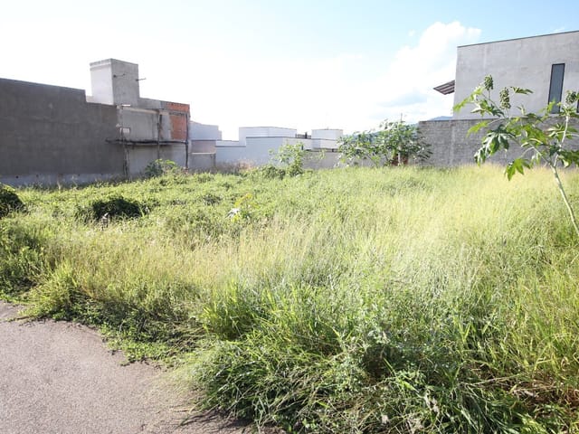 Terreno com 180m², à venda, no bairro Colinas do Alegre em São João da Boa Vista