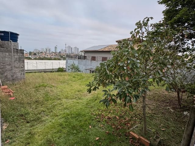 Terreno com 450m², à venda, no bairro Cancela Preta em Macaé