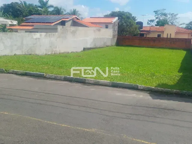 Terreno com 774m², à venda, no bairro Recreio Ipitanga em Lauro de Freitas