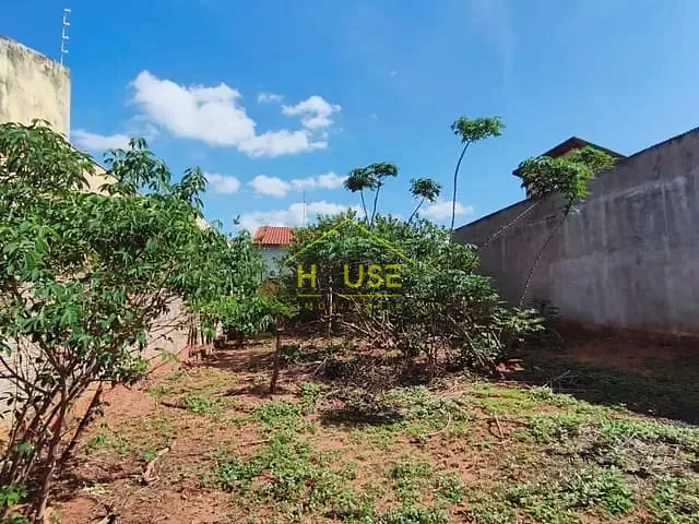 Terreno com 235m², à venda, no bairro Jardim Residencial Portal do Sol em Votuporanga