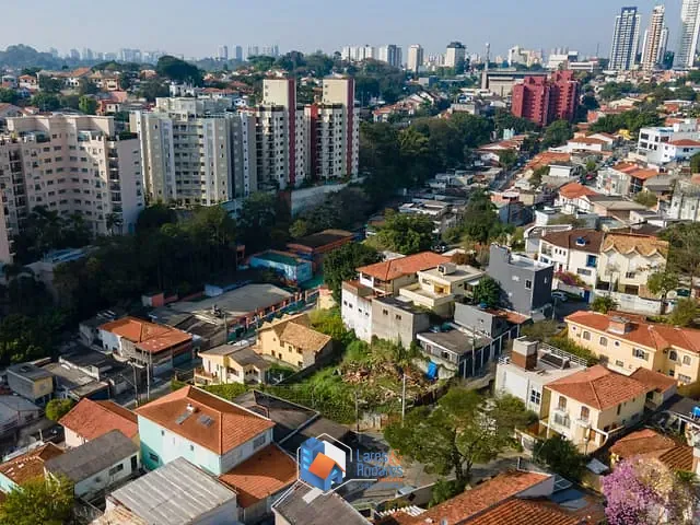Terreno com 411m² 1 quarto e 1 banheiro, à venda, no bairro Vila Morse em São Paulo