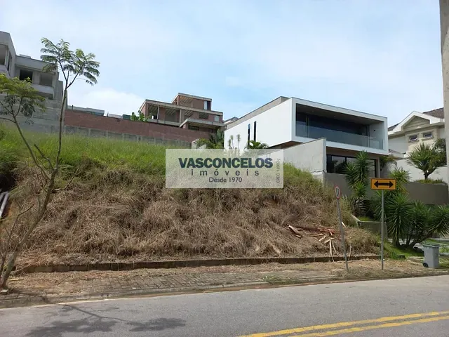 Terreno com 450m², à venda, no bairro Condomínio Residencial Jaguary em São José dos Campos