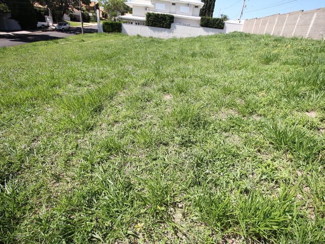 Terreno com 512m², à venda, no bairro Jardim Recanto do Bosque em São João da Boa Vista