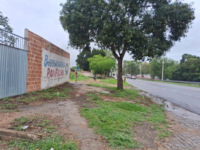 Terreno com 300m², à venda, no bairro Travessão em Campos dos Goytacazes
