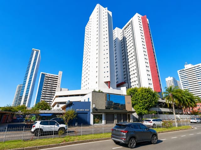 Terreno com 2520m², à venda, no bairro Centro em Curitiba