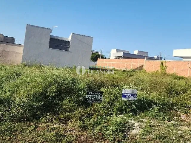 Terreno com 249m², à venda, no bairro Residencial Bella Laguna em Artur Nogueira