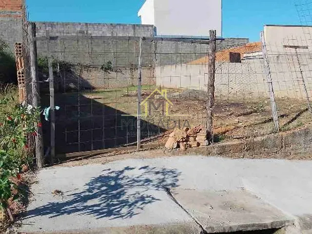 Terreno com 200m², à venda, no bairro Parque dos Ipês II em Guaxupé