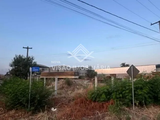 Terreno com 2500m², à venda, no bairro Setor Industrial em Sinop