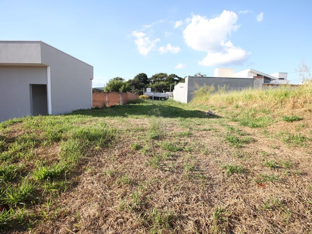 Terreno com 180m², à venda, no bairro Colinas do Alegre em São João da Boa Vista