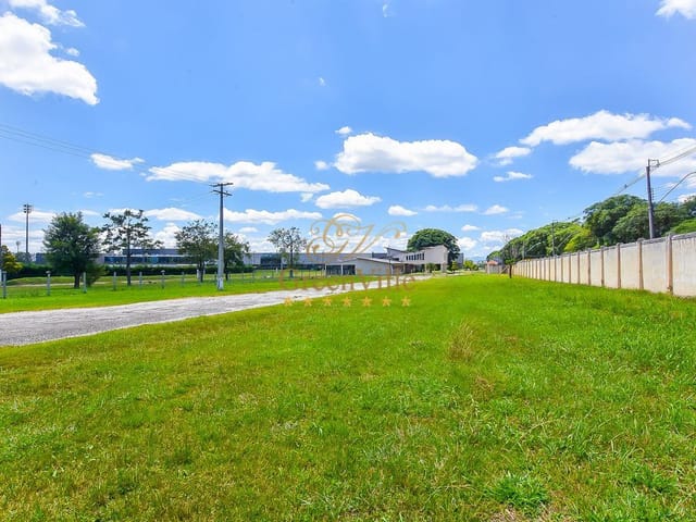 Terreno com 6650m², à venda, no bairro Tarumã em Curitiba