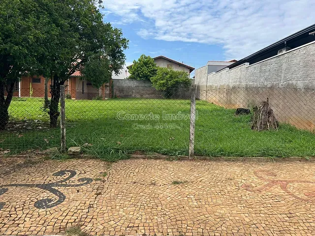Terreno com 325m², à venda, no bairro Jardim Holanda em Holambra