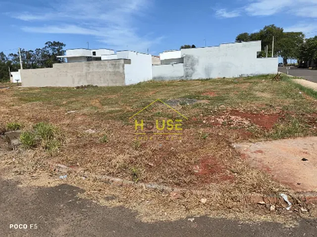 Terreno com 204m², à venda, no bairro Residencial Silvestre em Parisi