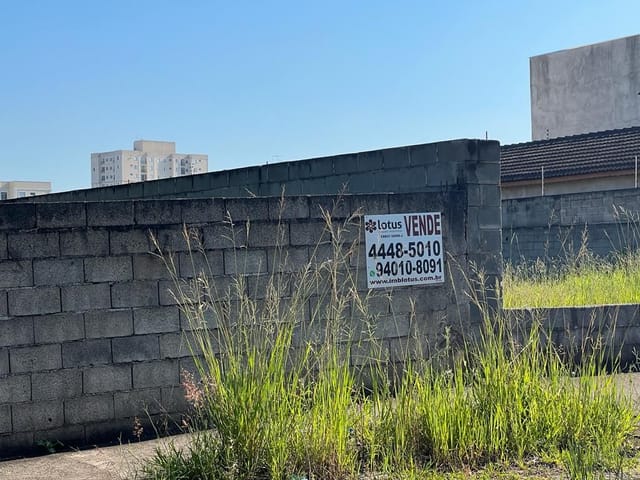 Terreno com 750m², à venda, no bairro Portais (Polvilho) em Cajamar
