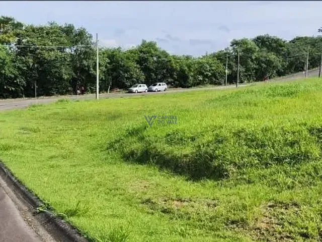 Terreno com 402m², à venda, no bairro Santa Luzia em Caçapava