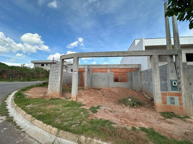 Terreno com 259m², à venda, no bairro Residencial Capivari em Louveira