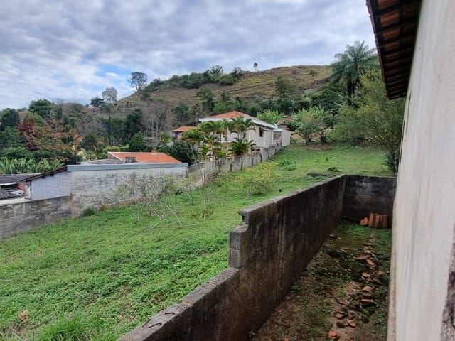 Terreno com 2700m², à venda, no bairro Jardim Mantiqueira em Águas da Prata
