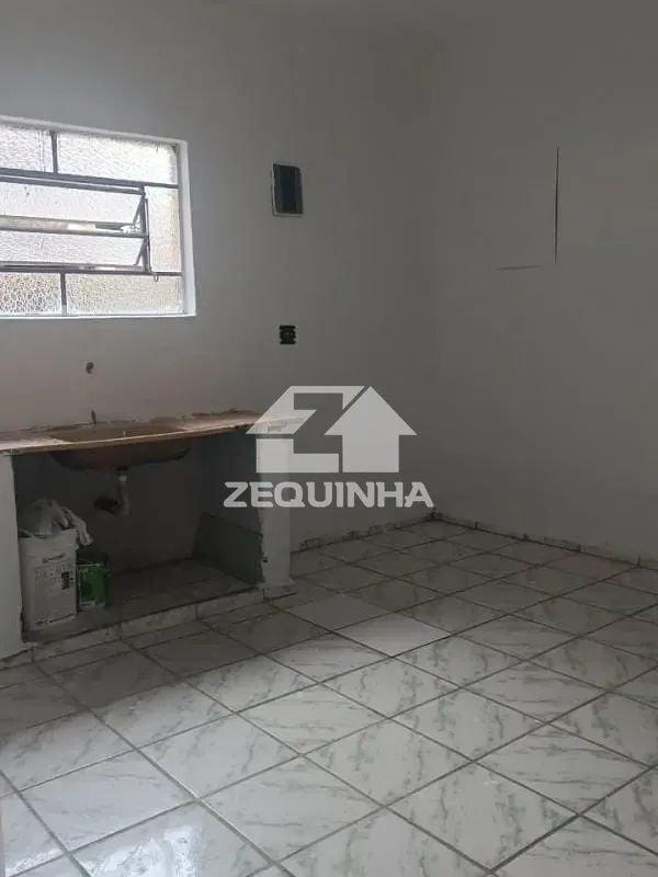 Casa, 1 quarto, 10 m² - Foto 2