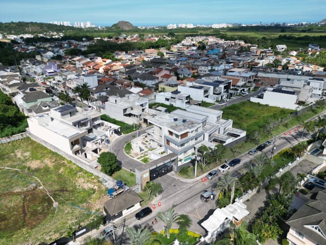 Terreno com 211m², à venda, no bairro Vargem Pequena em Rio de Janeiro